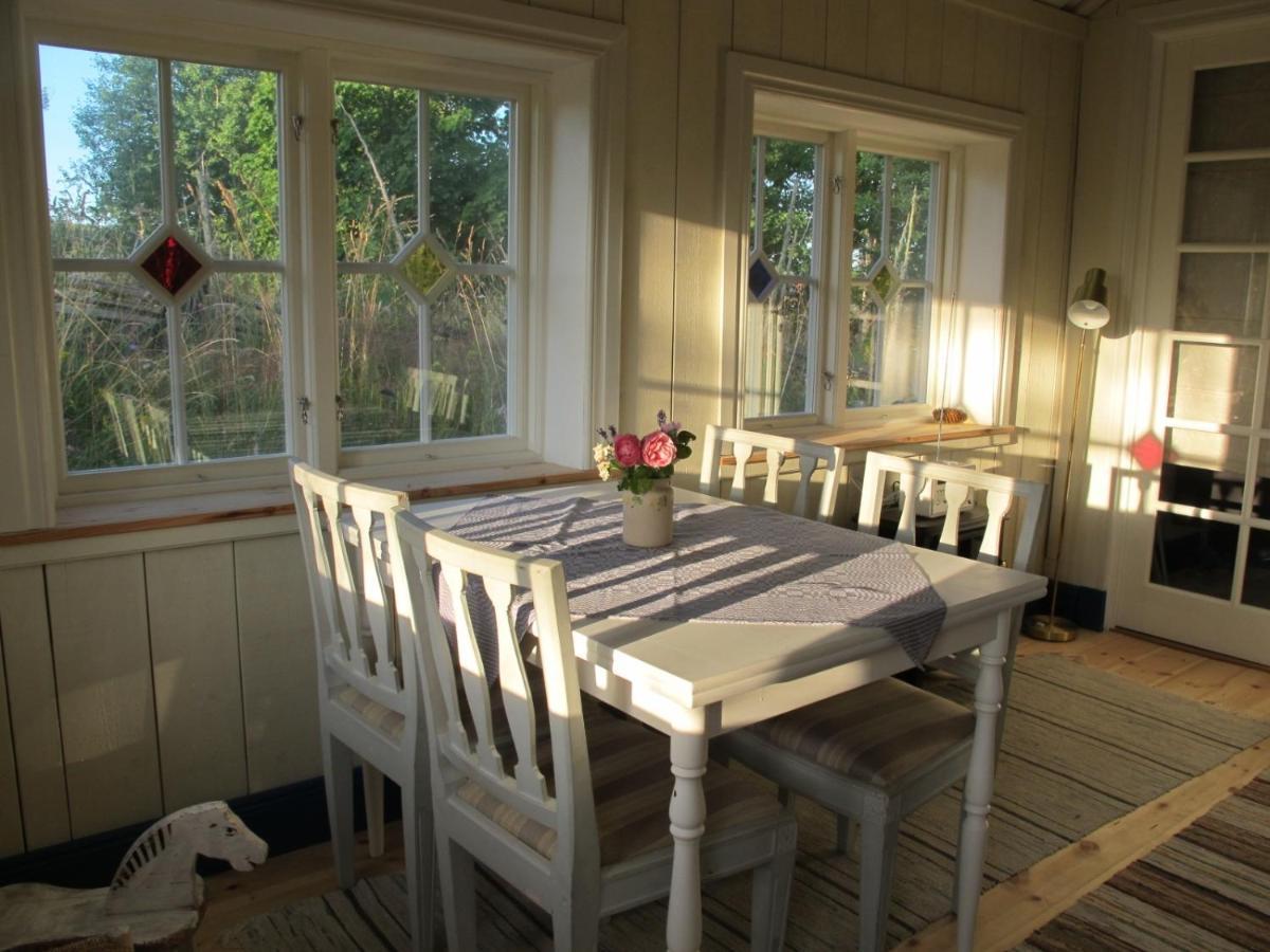 Tystberga Logi Bed & Breakfast Exterior photo